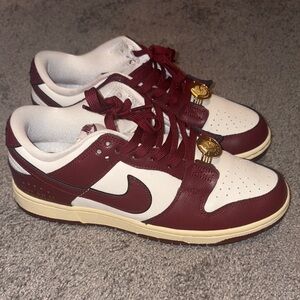 Nike Women’s Dunk size 8.5